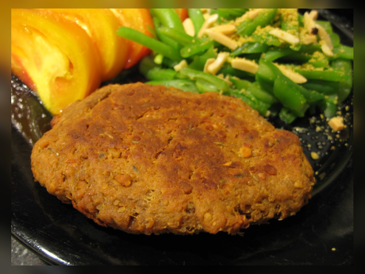 Galettes de pois chiches au four, sauce yaourt-citron