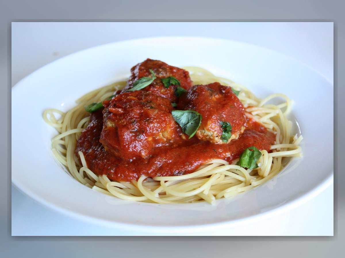 Spaghetti sans gluten aux boulettes de dinde